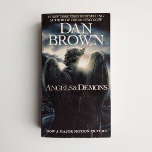 Angels & Demons - Dan Brown